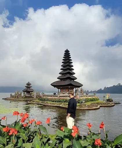 Info Transport Gilimanuk Bali (Gde's tour & taxi service) - Main Image