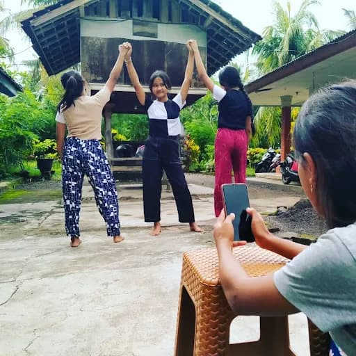 Sanggar Bali Tersenyum & Rumah Baca - Main Image