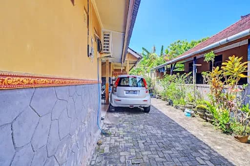 SPOT ON 92399 Hotel Sekar Jagat Near Pantai Baluk Rening - Main Image
