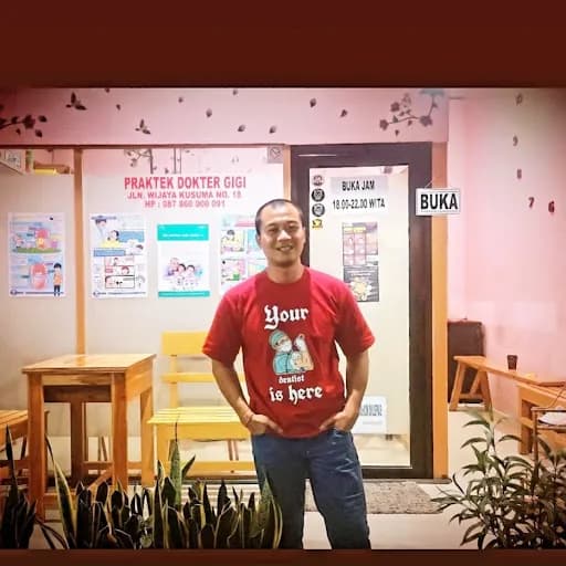 "Your Dentist Is Here" by drg. Putu Bhasma Vrishaba - Main Image