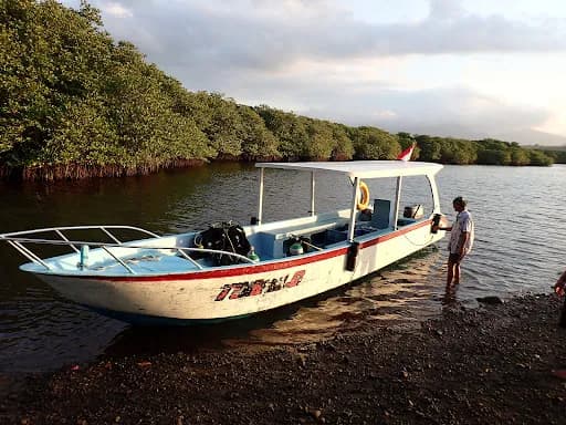 Mimpi Dive Center Menjangan - Main Image