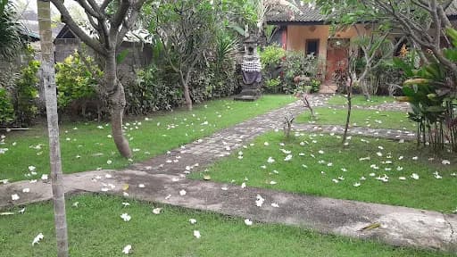 MOLLEH GUEST HOUSE - Main Image