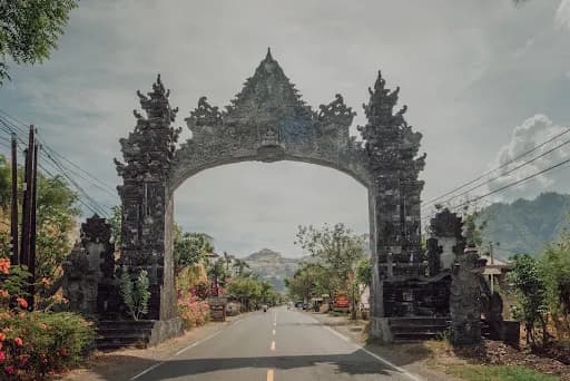 Pemuteran Taxi Service And Driver - Main Image