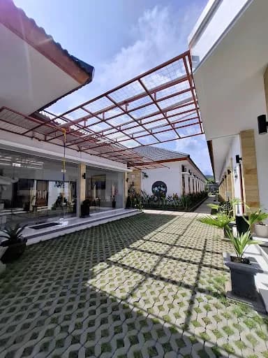 The Cabin Hotel Lovina - Main Image