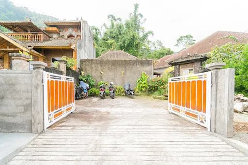 Four Monkeys House - Main Image