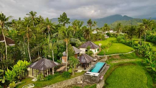 Kubu Astina - Main Image