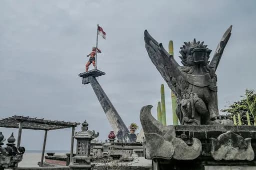 Monumen Yudha Mandala Tama - Main Image