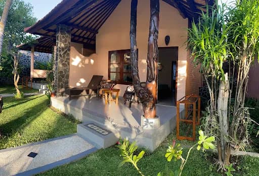 1000 Dream Bungalow - Main Image
