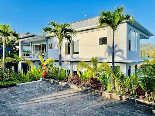 Villa IzaJay - Main Image