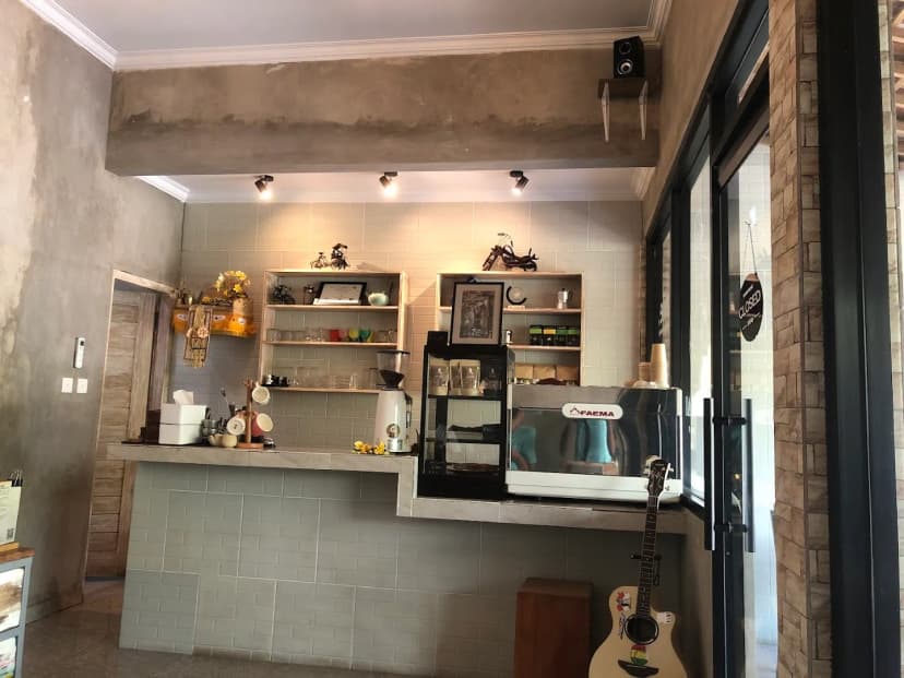 Amed Kedai Coffee - Main Image