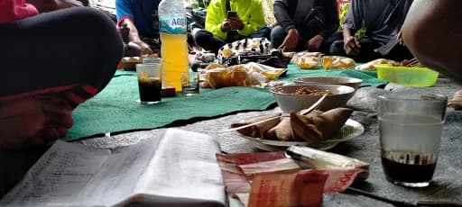 Warung sangut - Main Image