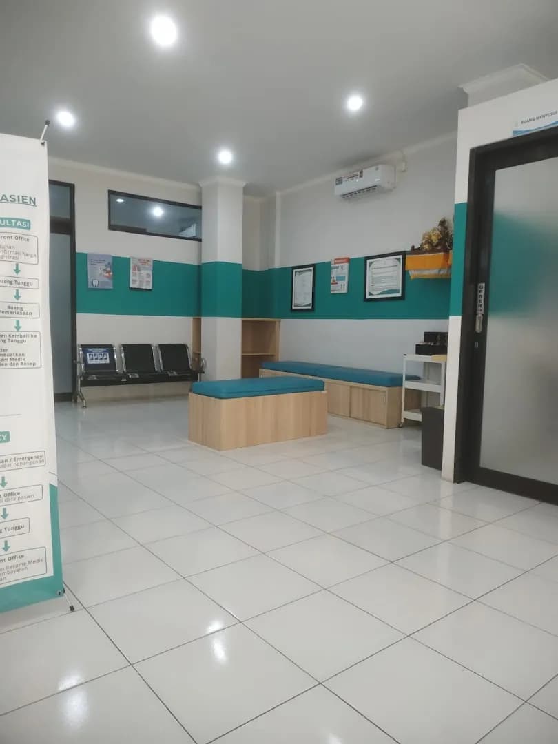 Nawadara Clinic (Klinik Pratama Nawadara) 24 Hours - Main Image