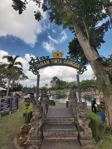 Sidemen Tour Driver - Main Image