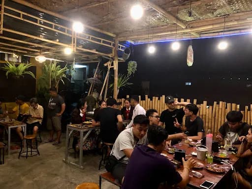 Warunk Lokal Bersaudara - Main Image