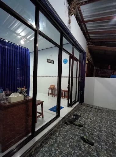 Fisioterapi - Putu Qonny Trisna Dewi - Main Image