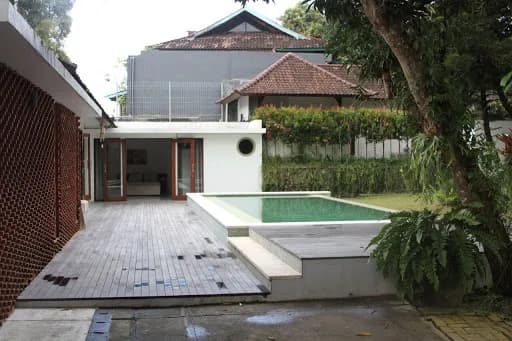 Aviary Mansion - Main Image
