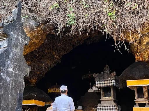 Bali Krisna Tour Guide and Driver - Main Image