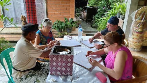 Deking Batik Class. - Main Image