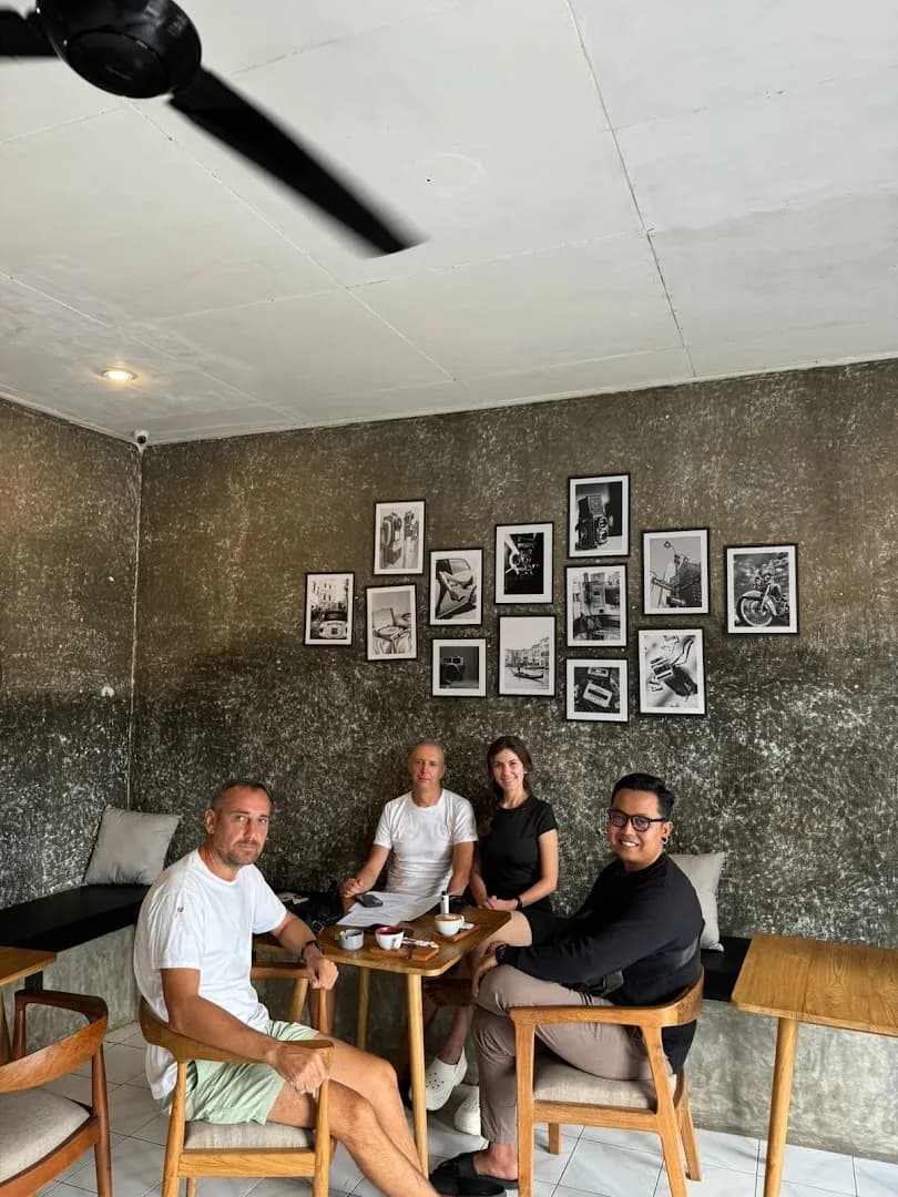 Kim Coffee and Eatery - Main Image