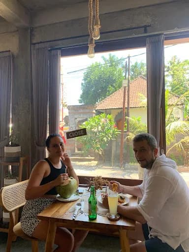 Ning's Coffee & Eatery - Main Image