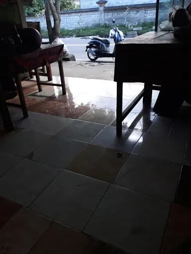 Rumah Makan Sari Petik - Main Image