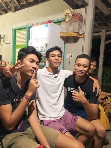Markas keluarga Ik Bali - Main Image