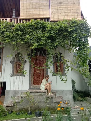 Khailash Warung And Homestay - Main Image