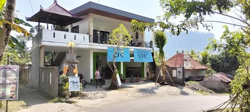 Giri Swari Homestay - Main Image