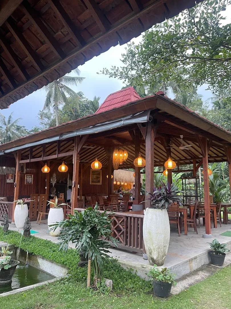 Carik Cafe & Restaurant - Main Image