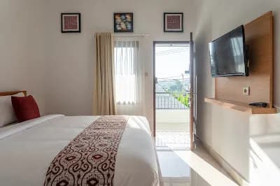 Cempaka Mas GuestHouse - Main Image