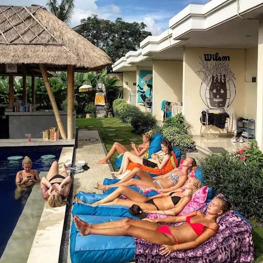 Castaway Hostel - Main Image