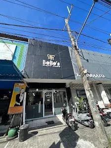 Belle’s Beauty Salon - Main Image