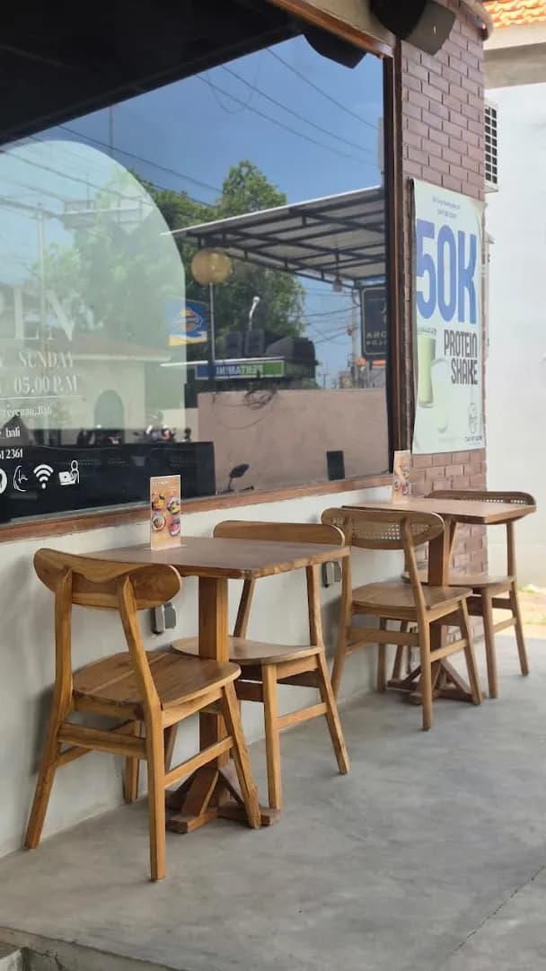 Day by Day Coffee & Eatery - Main Image