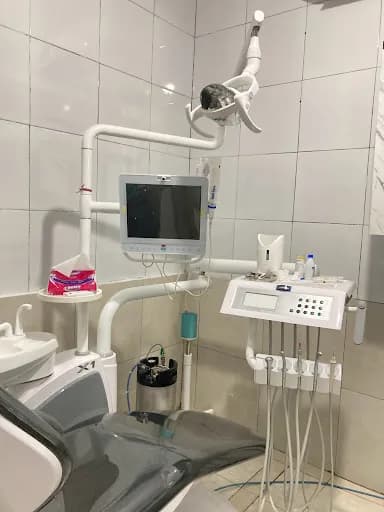 Praktek Dokter Gigi Family Dentist - Main Image