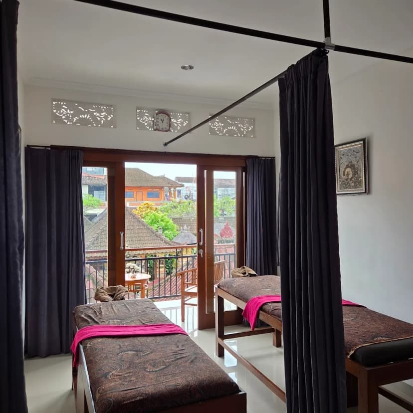 Ayuna massage - Main Image