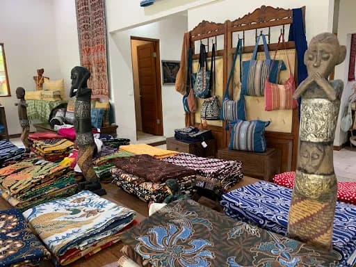 Tradisi Textiles - Main Image