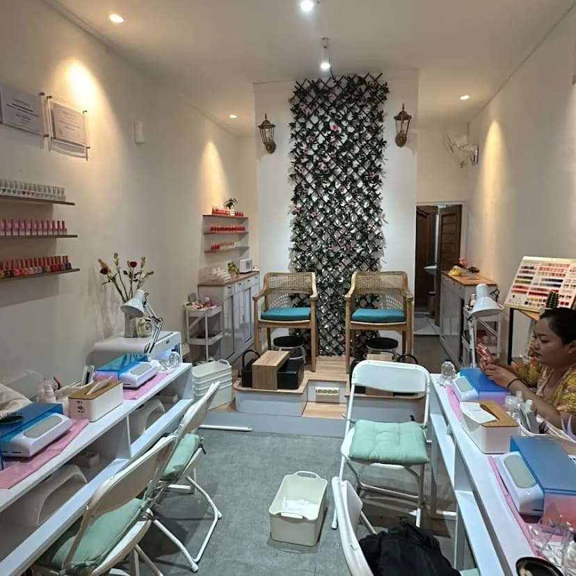 Nail Lesss Monkey Forest Studio - Main Image