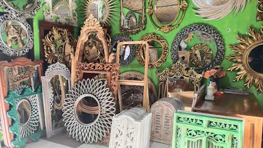 Bagas Furniture Specialize Mirror Wood Carving - Main Image