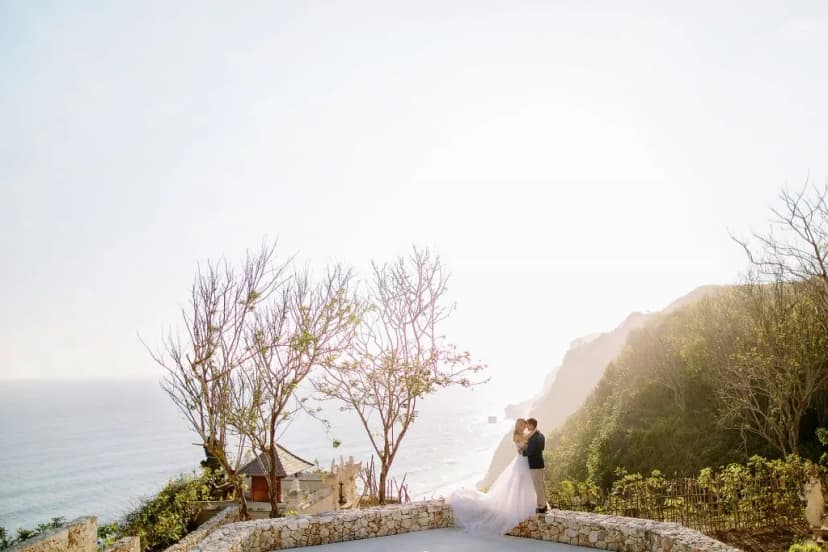 Aki Photograph - Main Image