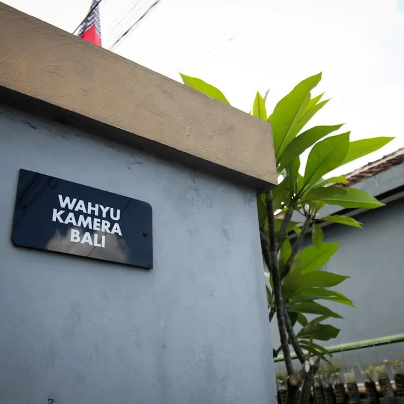 WAHYU KAMERA BALI (jual beli kamera lensa second bali) - Main Image