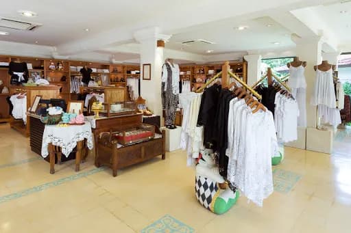 Uluwatu Handmade Balinese Lace - Bali Collection Shop - Main Image