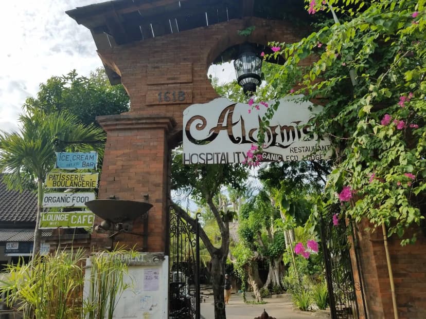 The Alchemist Bungalows & Restaurant - Main Image
