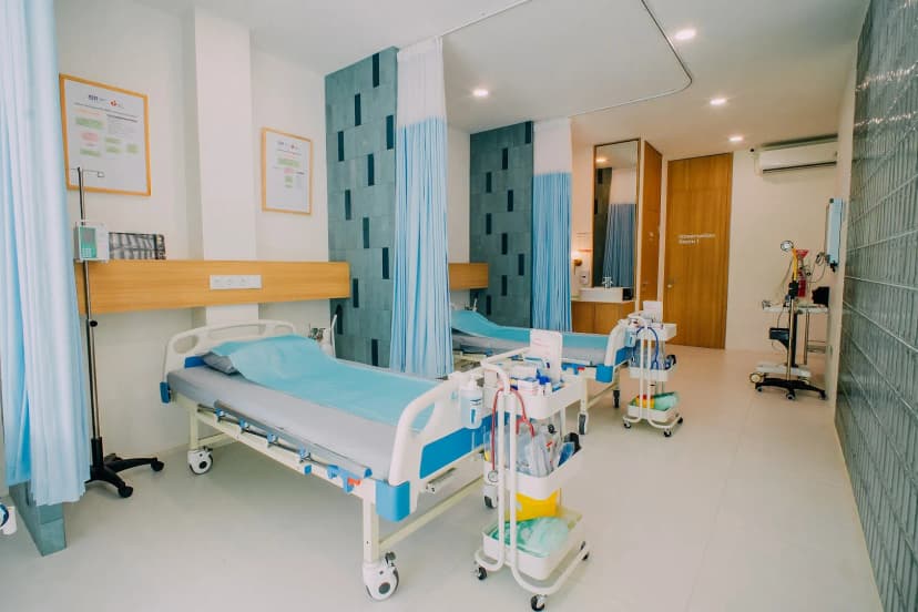 911 Medical Clinic - Main Image