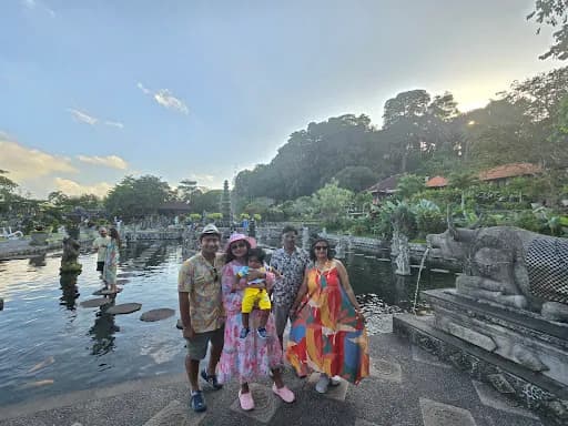 NAGHITA TOUR & TRANSPORT - Main Image