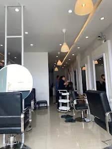 Nyky Salon 17 - Main Image