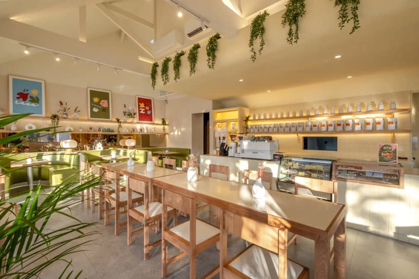 nüde cafe Umalas - Main Image
