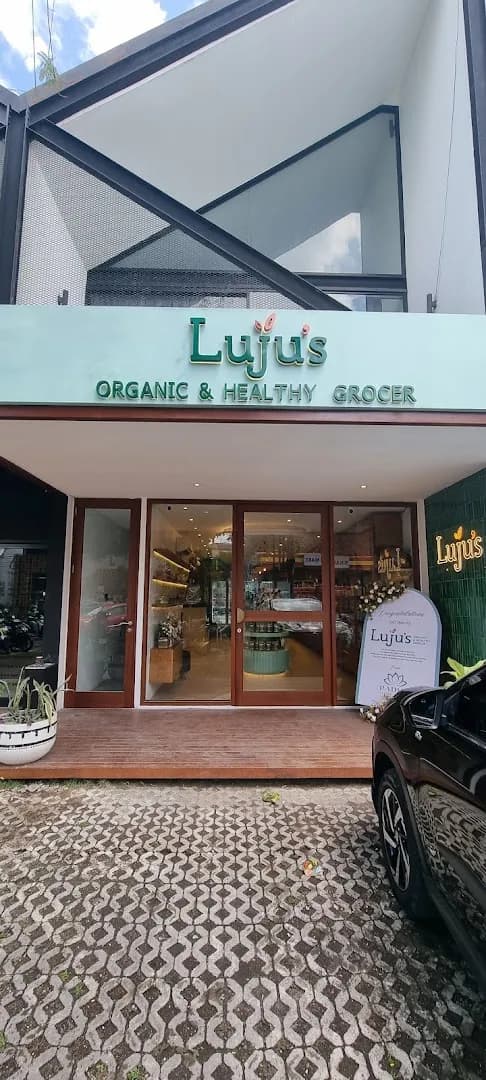 Luju's Organic &Healthy Grocer - Main Image