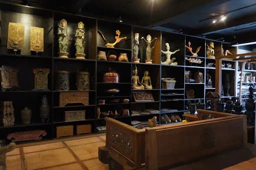 Ikat Gallery - Main Image