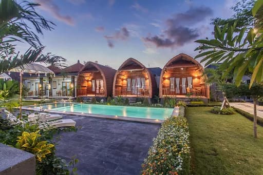 Mailaku House - Main Image
