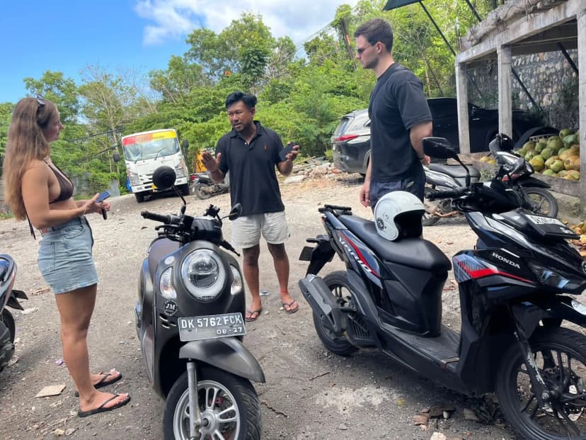 John Mango Scooter Rental and Taxi Service - Main Image